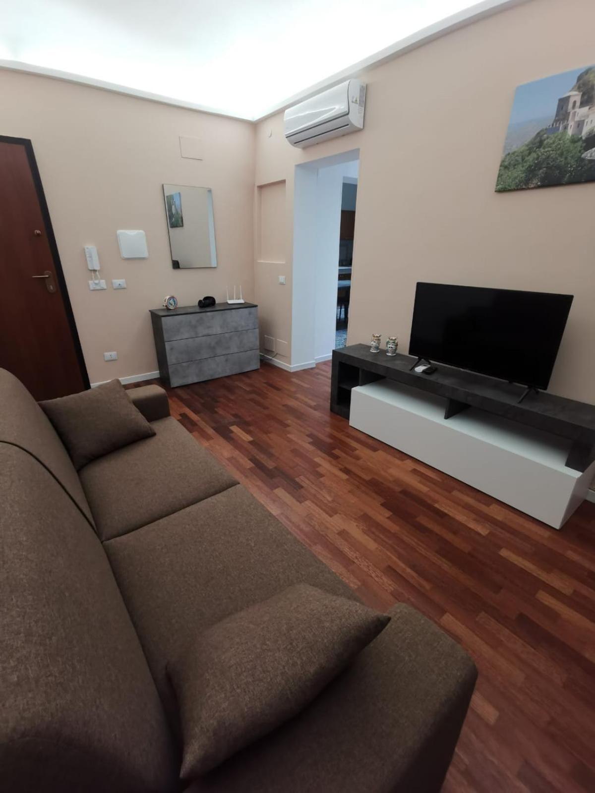 Ai Telamoni Apartments Трапани Экстерьер фото